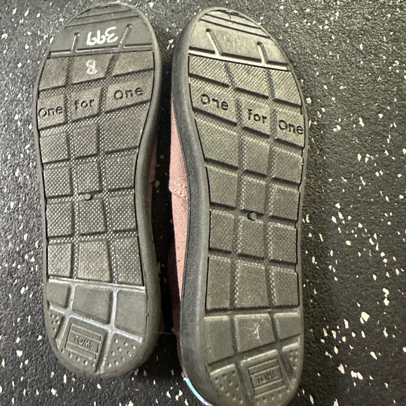 Toms Classic Brown Slip On Shoes - Picture 4 of 4